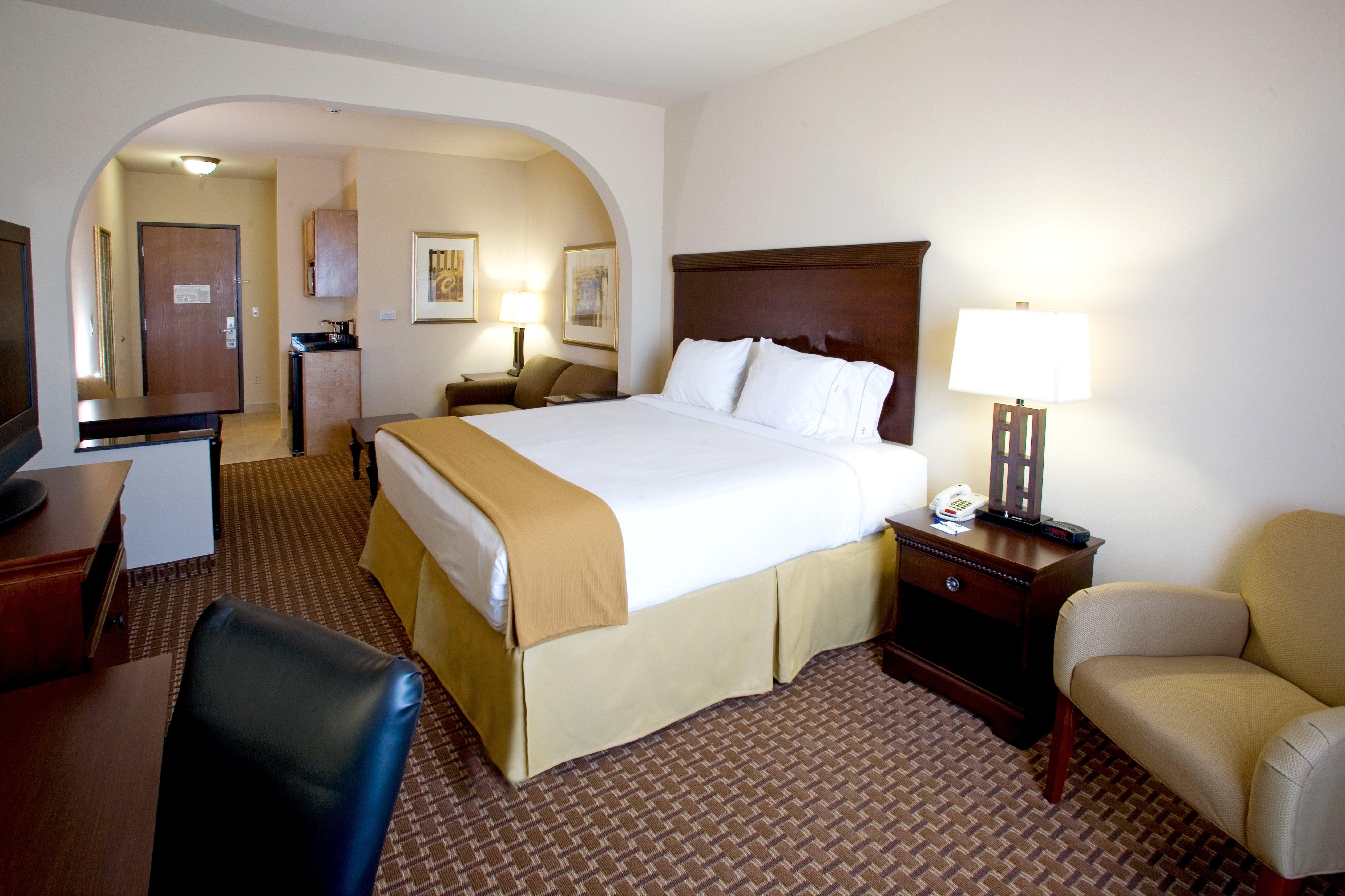 Holiday Inn Express Hotel And Suites Kingsville By Ihg חדר תמונה